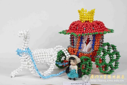 第二届“乐为杯”造型设计大赛一等奖作品：灰姑娘的南瓜马车