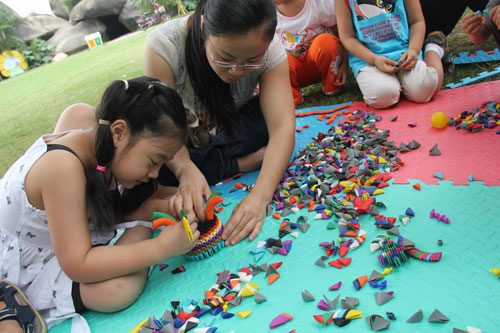 厦门大学“Phoenix”公益实践团队,关注山区儿童后期宣传活动,厦门南湖公园